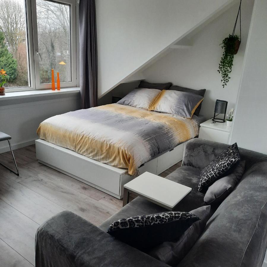 Hotel Studio 76 Groningen Met Gratis Leenfietsen Extérieur photo